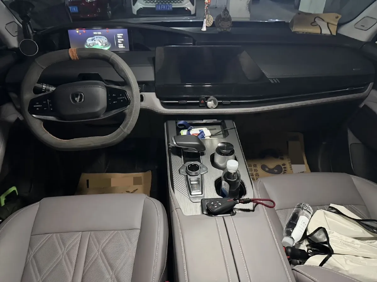 2023 ChangAn UNI-K iDD 1.5T 170HP L4 6TCT PHEV 28.39KWH,autocango,china used car exporter,china ev exporter,chinese used car exporter,chinese used ev exporter