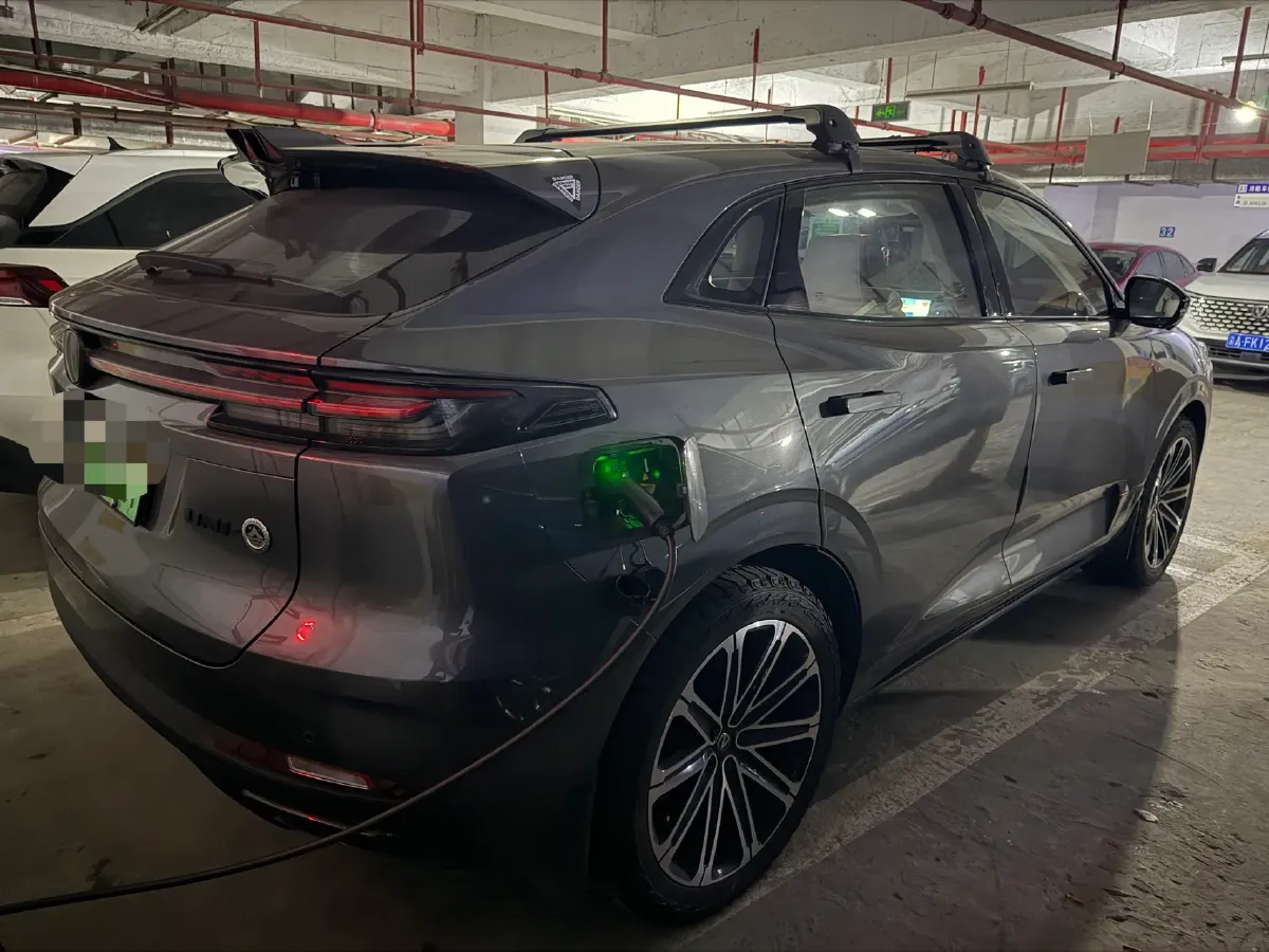 2023 ChangAn UNI-K iDD 1.5T 170HP L4 6TCT PHEV 28.39KWH,autocango,china used car exporter,china ev exporter,chinese used car exporter,chinese used ev exporter