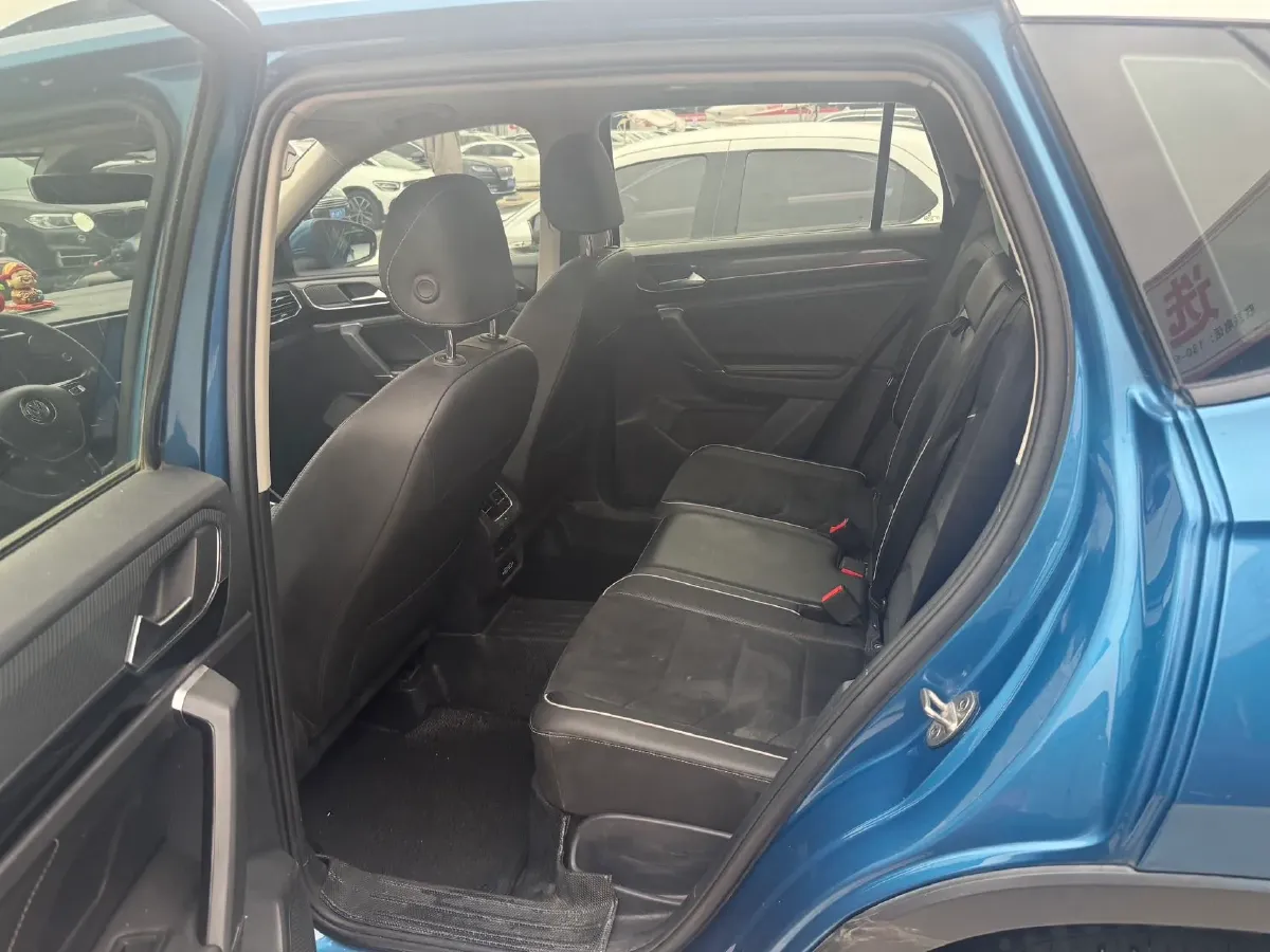 2019 Volkswagen Tayron 2.0T 186HP L4 7DCT,autocango,china used car exporter,china ev exporter,chinese used car exporter,chinese used ev exporter