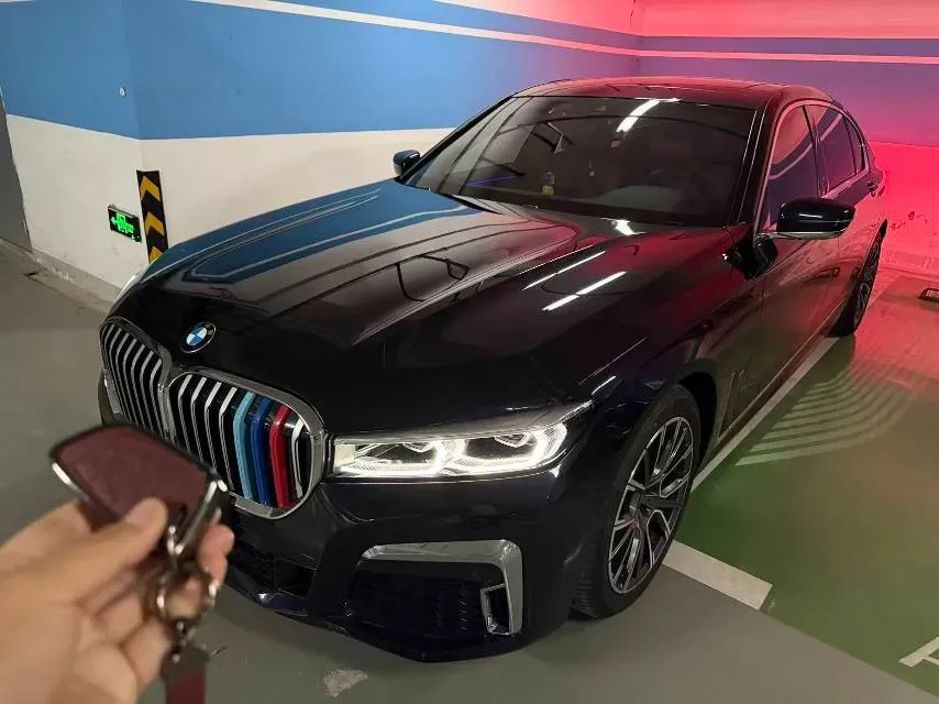 2021 BMW 7 Series 2.0T 265HP L4 8AT,autocango,china used car exporter,china ev exporter,chinese used car exporter,chinese used ev exporter