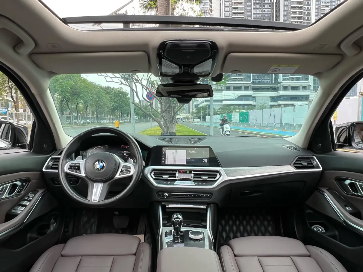 2021 BMW 3 Series 2.0T 184HP L4 8AT,autocango,china used car exporter,china ev exporter,chinese used car exporter,chinese used ev exporter