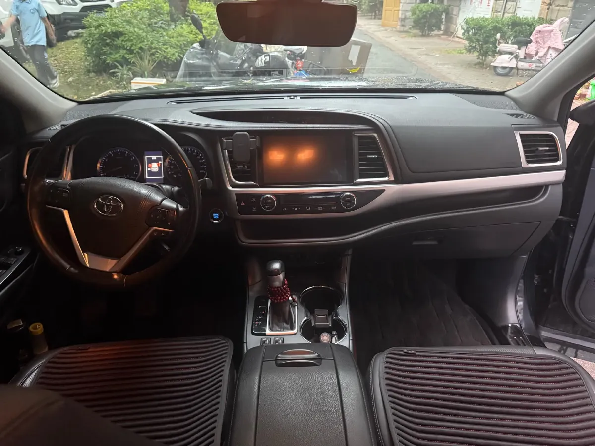 2018 Toyota Highlander 2.0T 220HP L4 6AT,autocango,china used car exporter,china ev exporter,chinese used car exporter,chinese used ev exporter