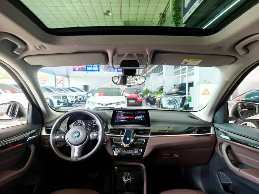 2020 BMW X1 1.5T 140HP L3 7DCT,autocango,china used car exporter,china ev exporter,chinese used car exporter,chinese used ev exporter