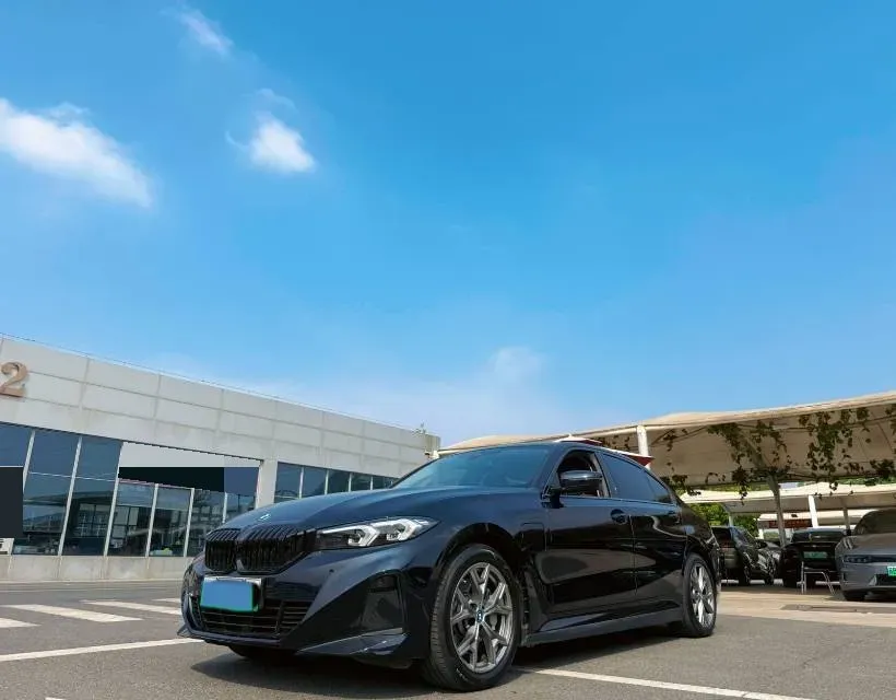 2024 BMW i3 BEV 70KWH,autocango,china used car exporter,china ev exporter,chinese used car exporter,chinese used ev exporter