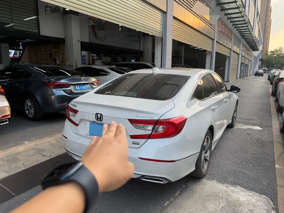 2018 Honda Accord 1.5T 194HP L4 CVT,autocango,china used car exporter,china ev exporter,chinese used car exporter,chinese used ev exporter