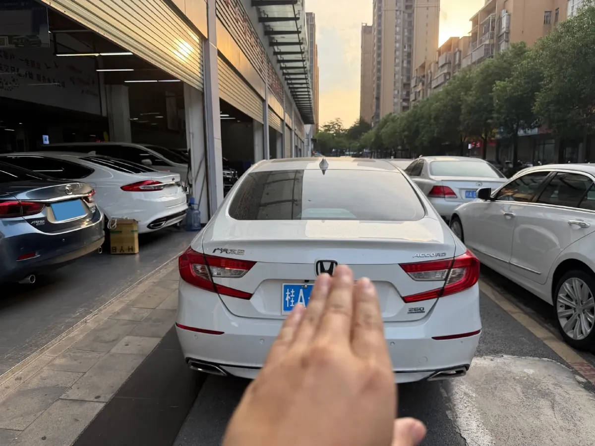 2018 Honda Accord 1.5T 194HP L4 CVT,autocango,china used car exporter,china ev exporter,chinese used car exporter,chinese used ev exporter
