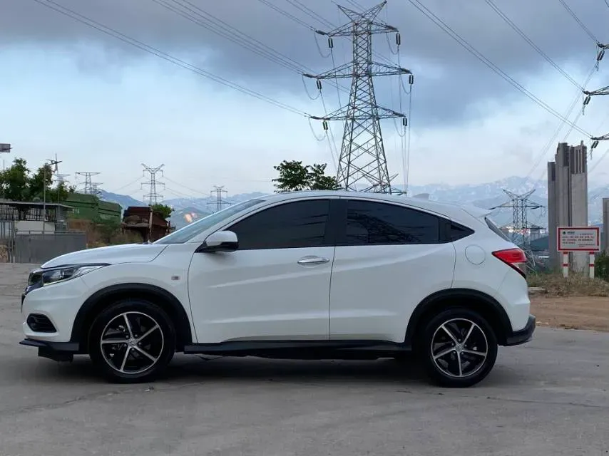 2022 Honda Vezel 1.5L 131HP L4 CVT,autocango,china used car exporter,china ev exporter,chinese used car exporter,chinese used ev exporter