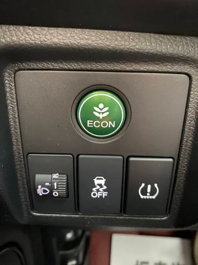 2022 Honda Vezel 1.5L 131HP L4 CVT,autocango,china used car exporter,china ev exporter,chinese used car exporter,chinese used ev exporter
