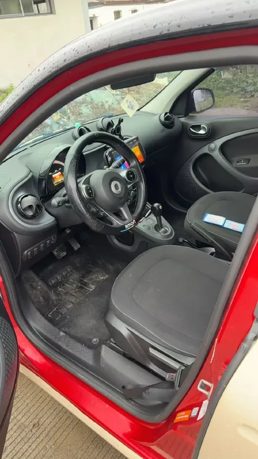 2016 Smart smart forfour 1.0L 71HP L3 6DCT,autocango,china used car exporter,china ev exporter,chinese used car exporter,chinese used ev exporter