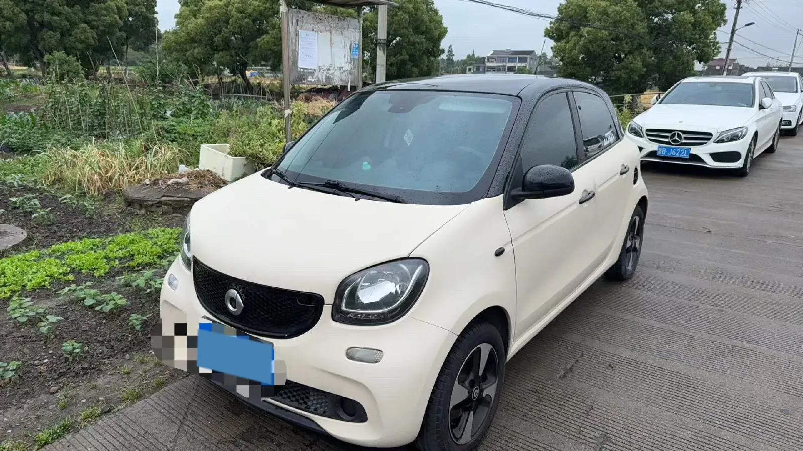 2016 Smart smart forfour 1.0L 71HP L3 6DCT,autocango,china used car exporter,china ev exporter,chinese used car exporter,chinese used ev exporter