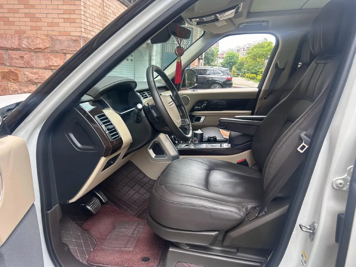2022 Land Rover Range Rover 3.0T 400HP L6 8AT,autocango,china used car exporter,china ev exporter,chinese used car exporter,chinese used ev exporter