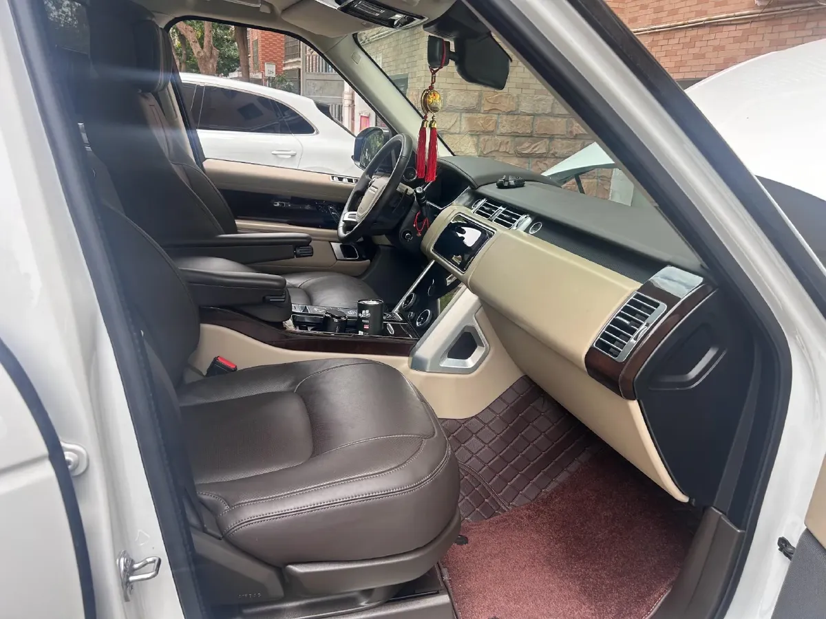 2022 Land Rover Range Rover 3.0T 400HP L6 8AT,autocango,china used car exporter,china ev exporter,chinese used car exporter,chinese used ev exporter