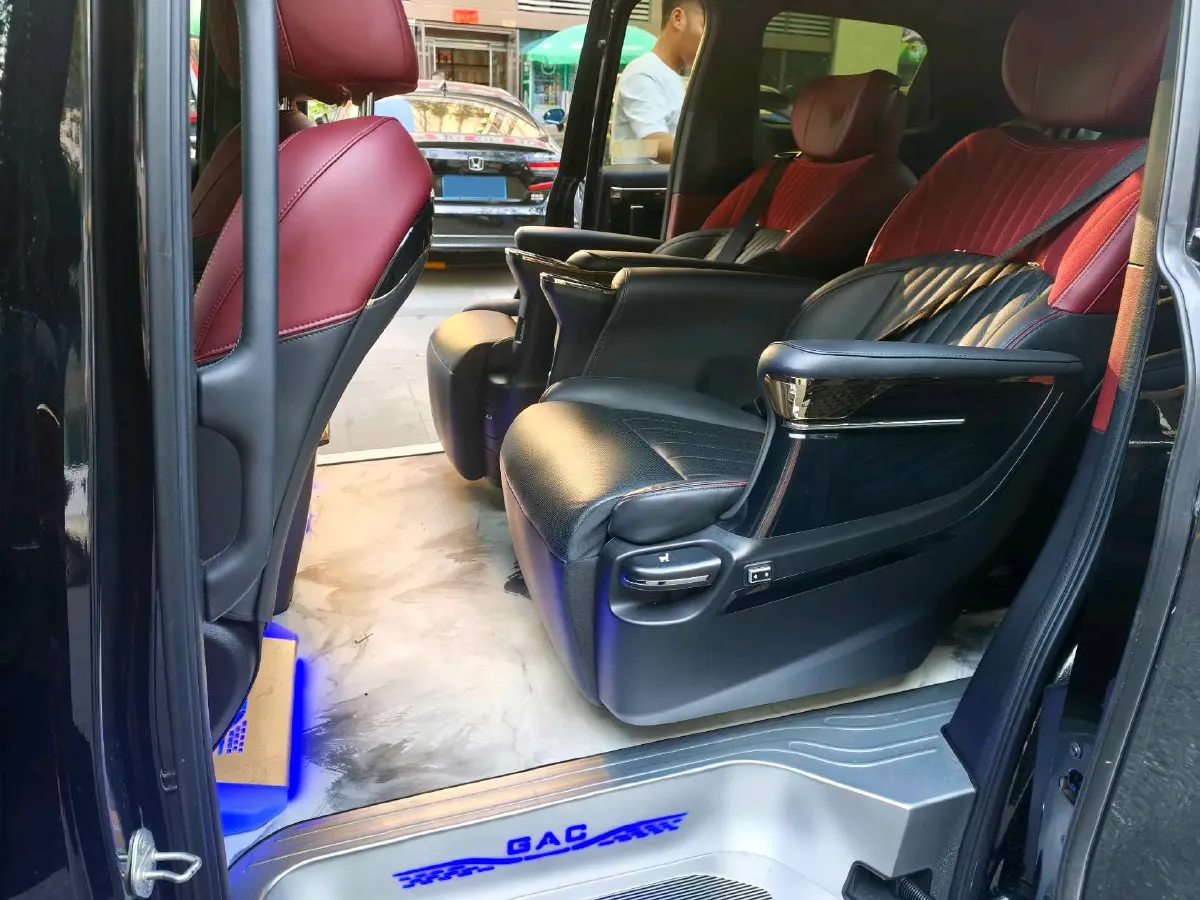 2023 GAC Trumpchi M8 2.0T 252HP L4 8AT,autocango,china used car exporter,china ev exporter,chinese used car exporter,chinese used ev exporter