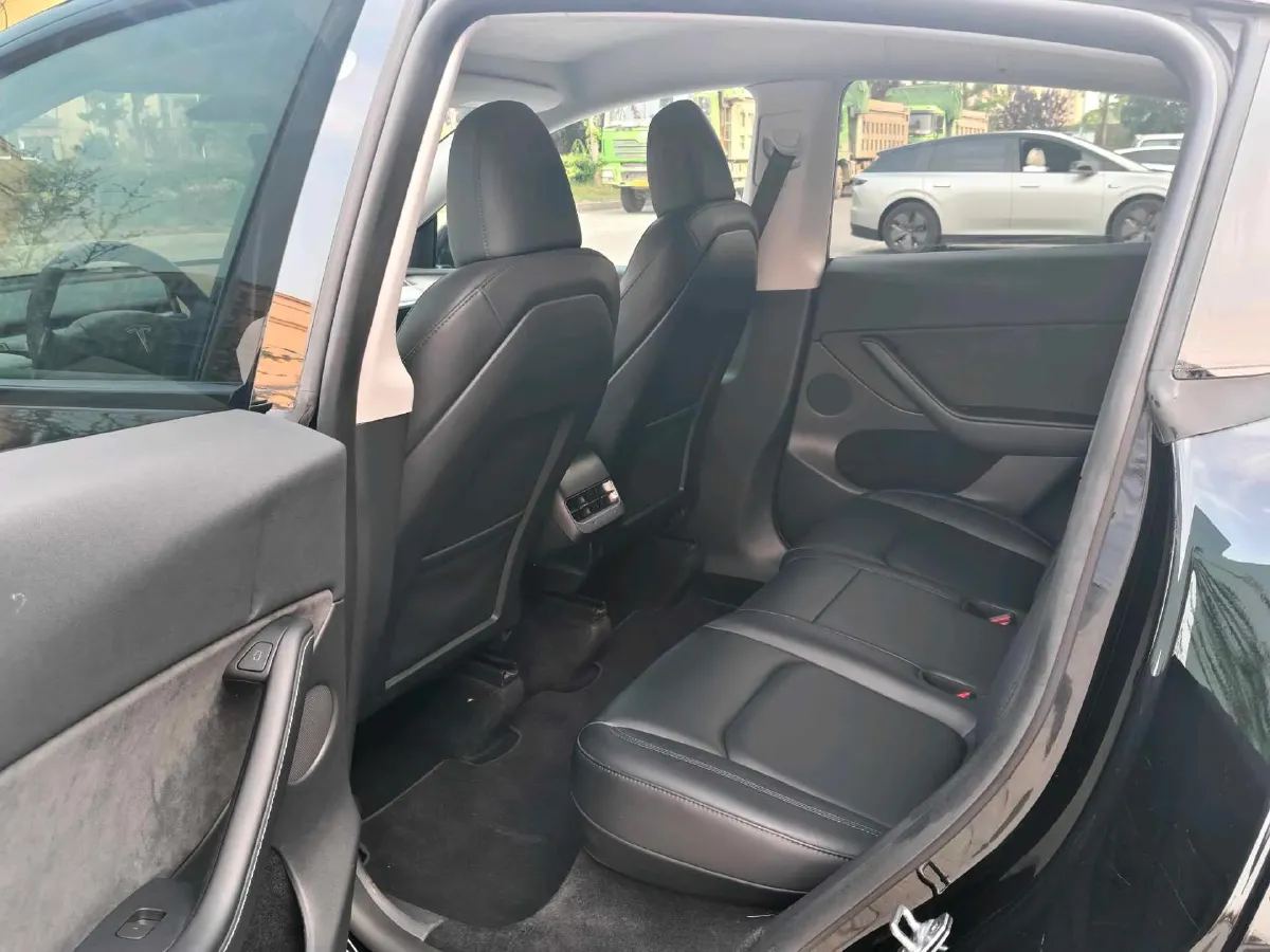 2023 Tesla Model Y BEV 78.4KWH,autocango,china used car exporter,china ev exporter,chinese used car exporter,chinese used ev exporter