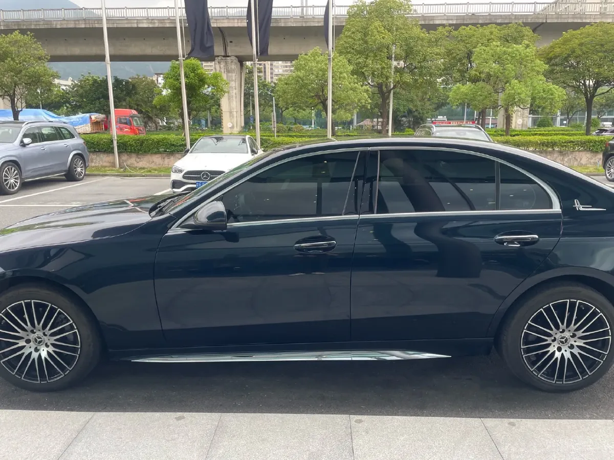 2024 Mercedes-Benz C Class 1.5T 204HP L4 9AT,autocango,china used car exporter,china ev exporter,chinese used car exporter,chinese used ev exporter