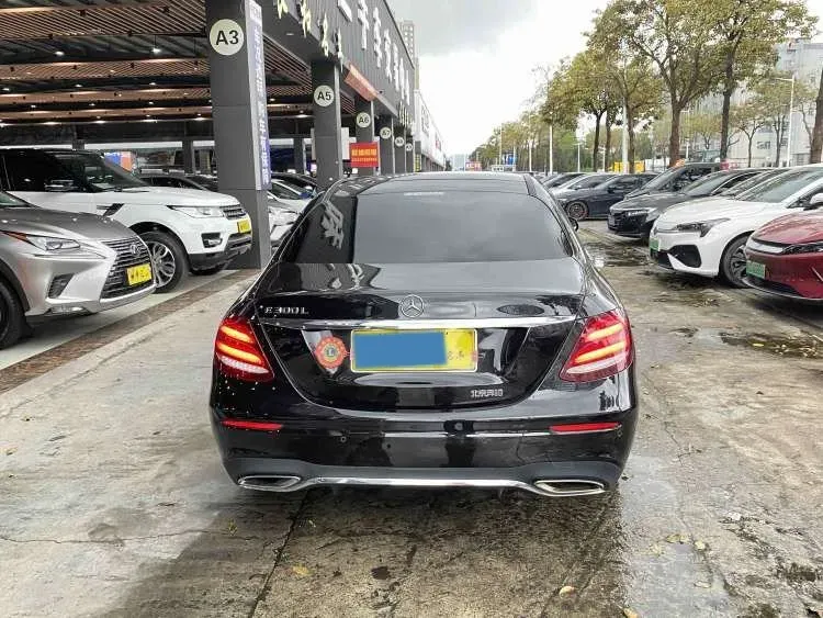 2020 Mercedes-Benz E Class 2.0T 258HP L4 9AT,autocango,china used car exporter,china ev exporter,chinese used car exporter,chinese used ev exporter