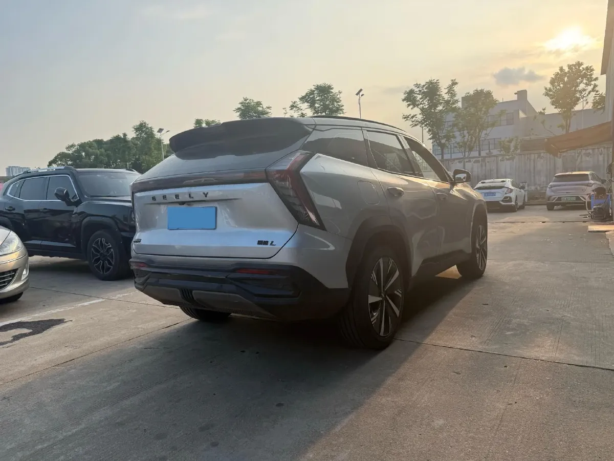 2023 Geely StarRay 1.5T 181HP L4 7DCT,autocango,china used car exporter,china ev exporter,chinese used car exporter,chinese used ev exporter