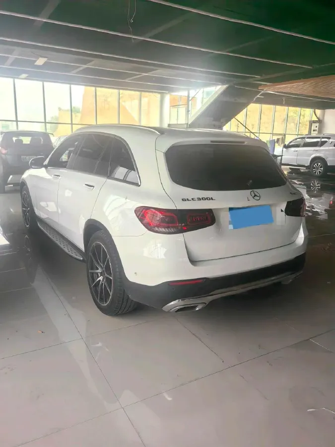 2021 Mercedes-Benz GLC Class 2.0T 197HP L4 9AT,autocango,china used car exporter,china ev exporter,chinese used car exporter,chinese used ev exporter