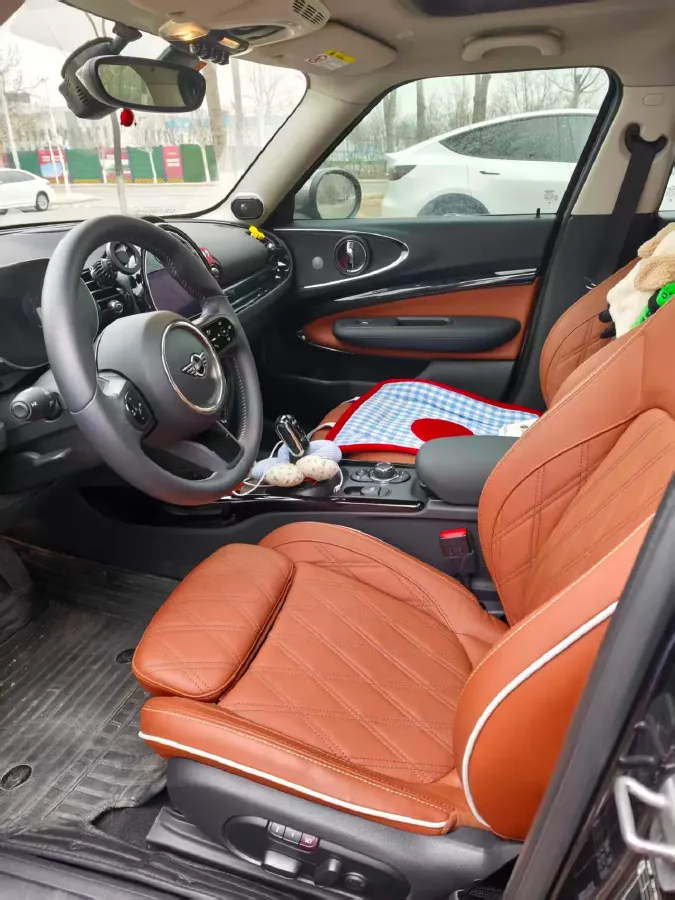 2023 MINI CLUBMAN 1.5T 136HP L3 7DCT,autocango,china used car exporter,china ev exporter,chinese used car exporter,chinese used ev exporter