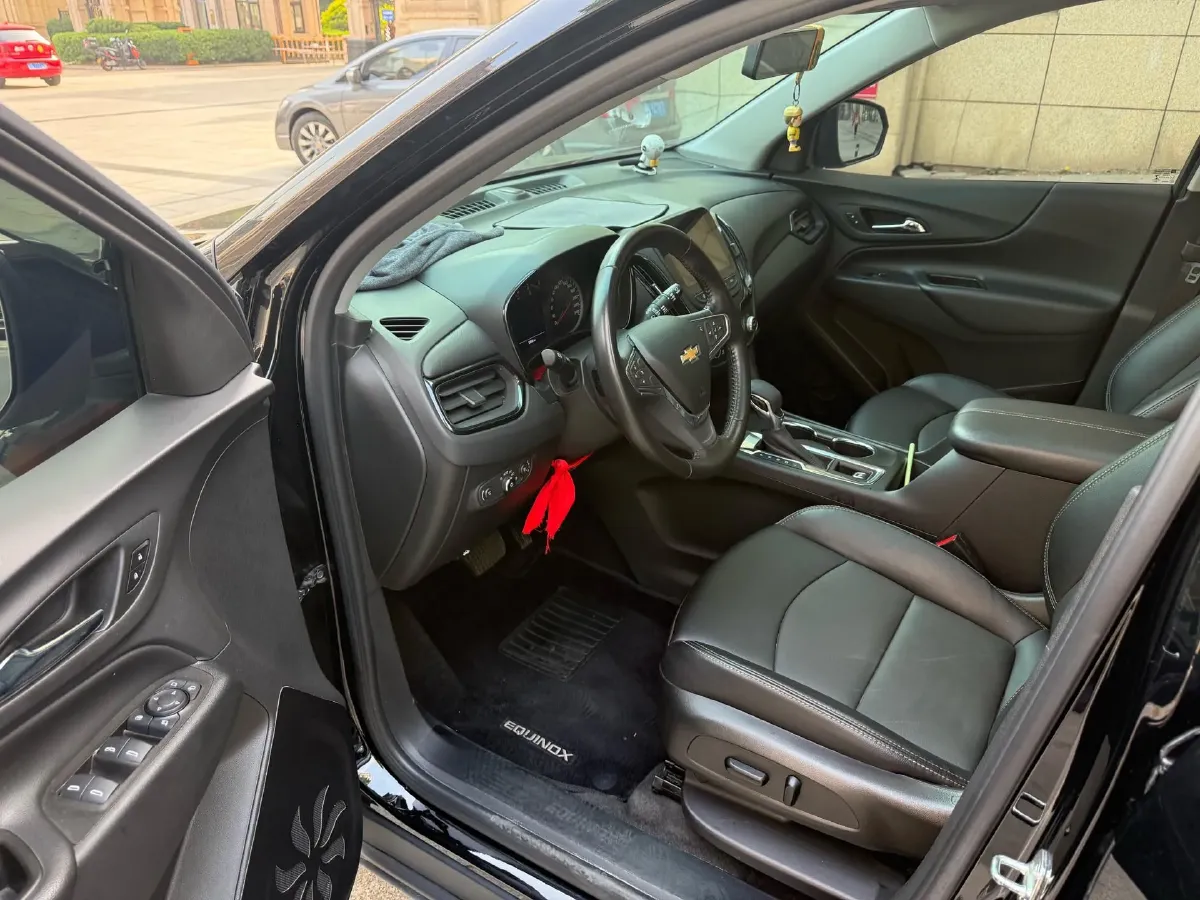 2022 Chevrolet Equinox 1.5T 169HP L4 6AT,autocango,china used car exporter,china ev exporter,chinese used car exporter,chinese used ev exporter
