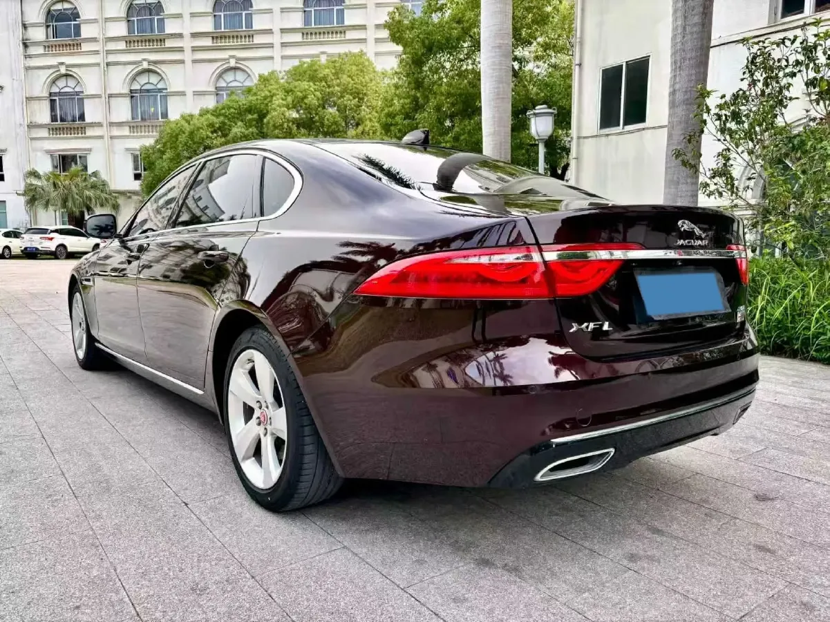 2020 Jaguar XFL 2.0T 200HP L4 8AT,autocango,china used car exporter,china ev exporter,chinese used car exporter,chinese used ev exporter