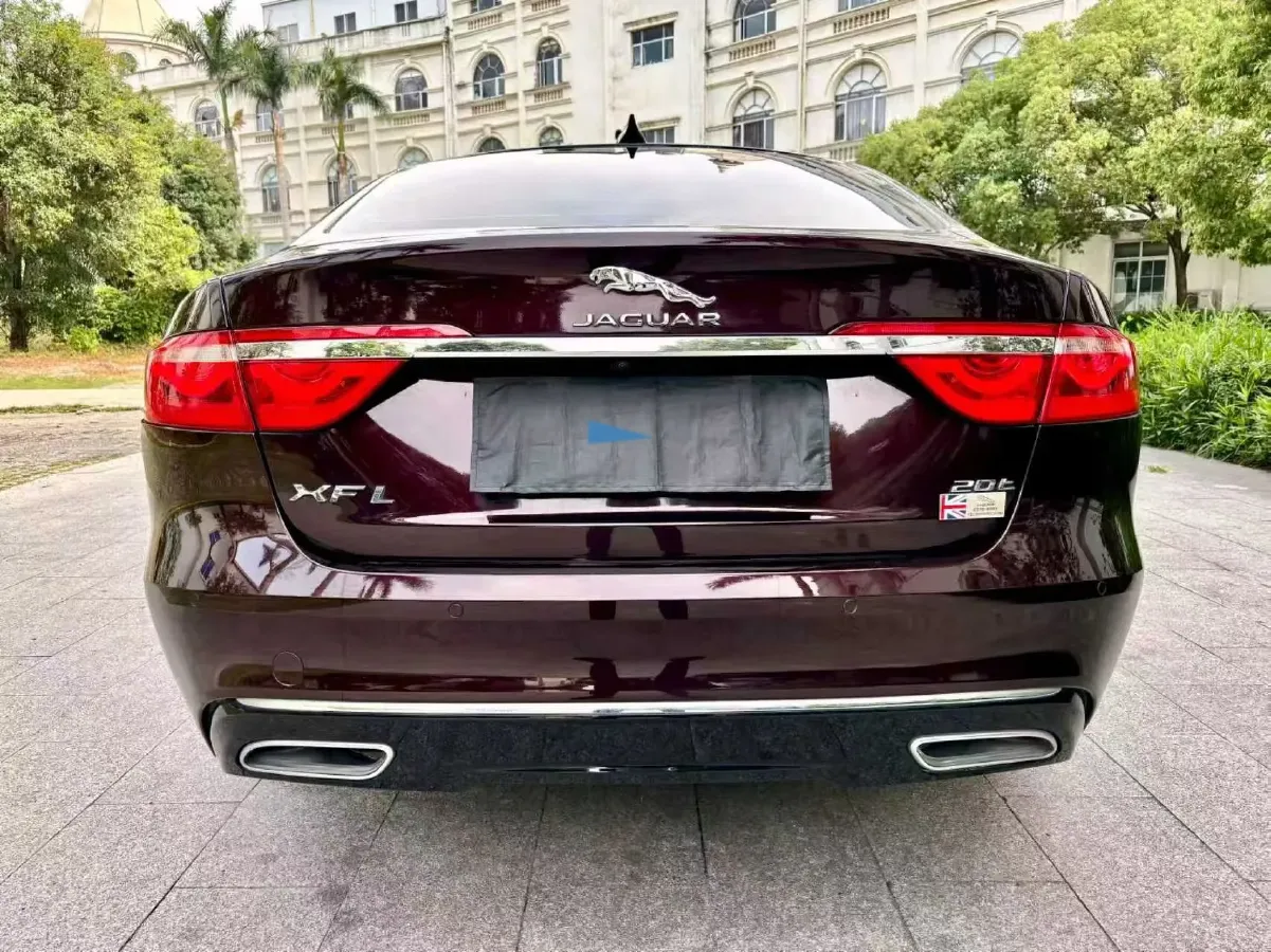 2020 Jaguar XFL 2.0T 200HP L4 8AT,autocango,china used car exporter,china ev exporter,chinese used car exporter,chinese used ev exporter