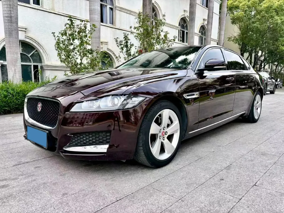 2020 Jaguar XFL 2.0T 200HP L4 8AT,autocango,china used car exporter,china ev exporter,chinese used car exporter,chinese used ev exporter