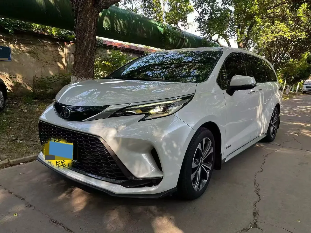 2023 Toyota Granvia 2.5L 189HP L4 E-CVT Hybrid,autocango,china used car exporter,china ev exporter,chinese used car exporter,chinese used ev exporter