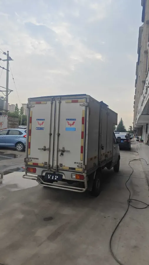2015 WuLing RongGuang V 1.5L 112HP L4 5MT,autocango,china used car exporter,china ev exporter,chinese used car exporter,chinese used ev exporter