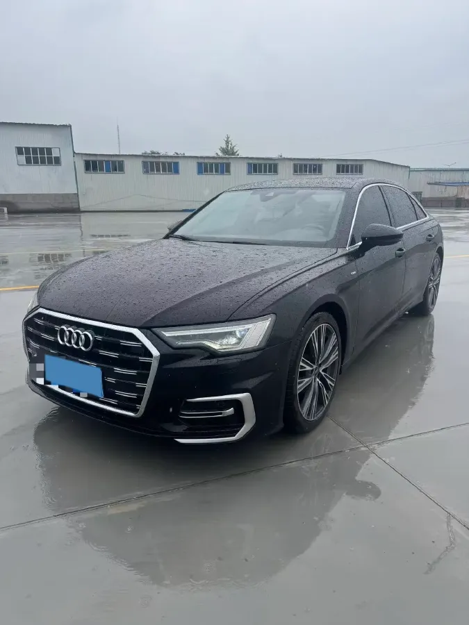 2023 Audi A6L 2.0T 190HP L4 7DCT,autocango,china used car exporter,china ev exporter,chinese used car exporter,chinese used ev exporter