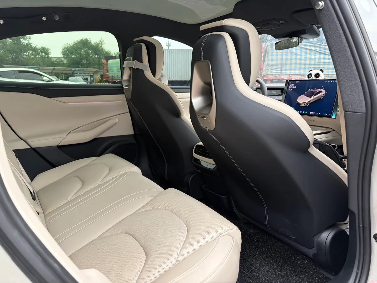 2024 MI SU7 BEV 94.3KWH,autocango,china used car exporter,china ev exporter,chinese used car exporter,chinese used ev exporter