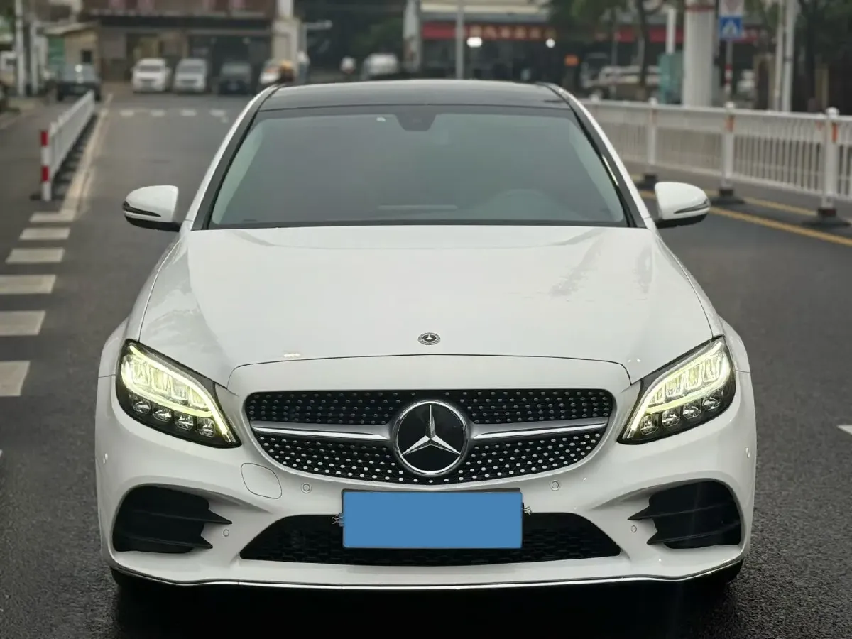 2021 Mercedes-Benz C Class 1.5T 156HP L4 9AT,autocango,china used car exporter,china ev exporter,chinese used car exporter,chinese used ev exporter
