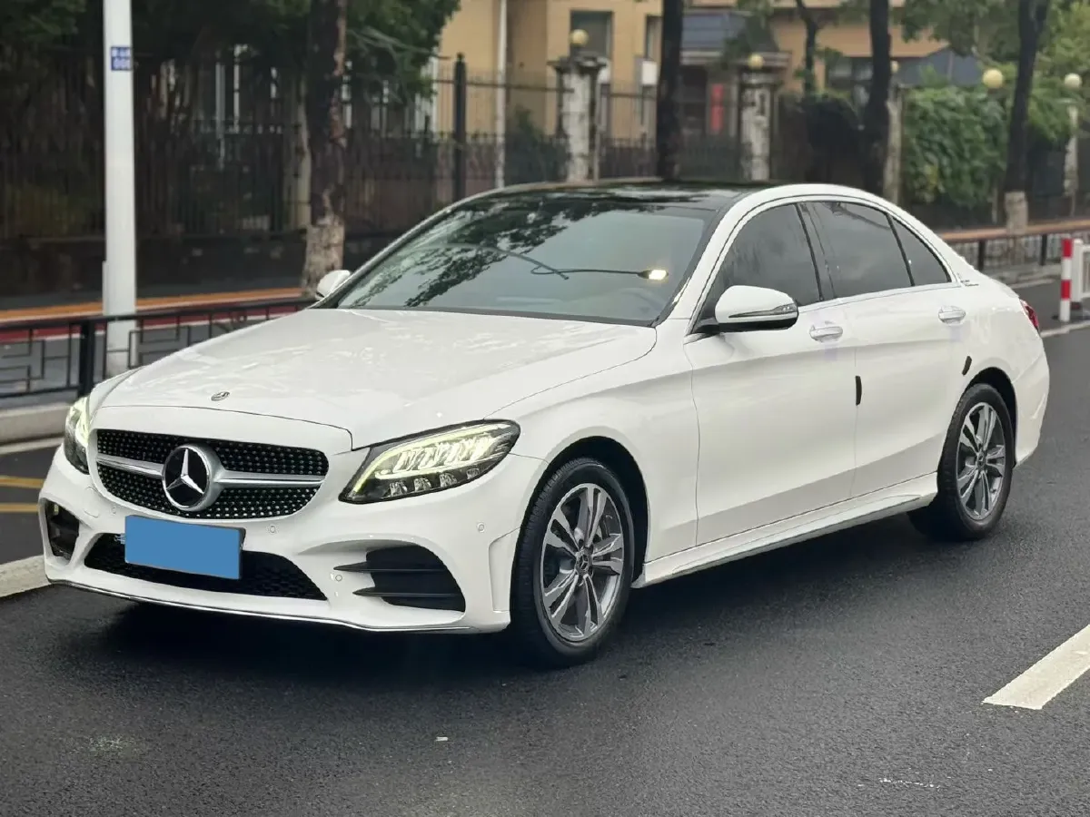 2021 Mercedes-Benz C Class 1.5T 156HP L4 9AT,autocango,china used car exporter,china ev exporter,chinese used car exporter,chinese used ev exporter
