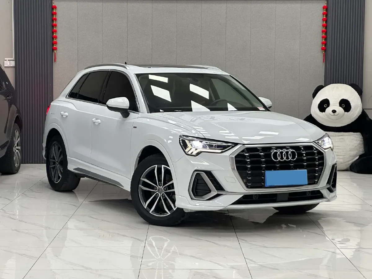 2020 Audi Q3 1.4T 150HP L4 7DCT,autocango,china used car exporter,china ev exporter,chinese used car exporter,chinese used ev exporter