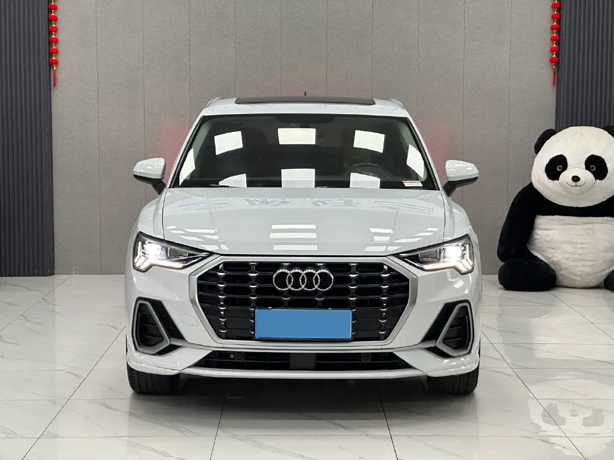 2020 Audi Q3 1.4T 150HP L4 7DCT,autocango,china used car exporter,china ev exporter,chinese used car exporter,chinese used ev exporter