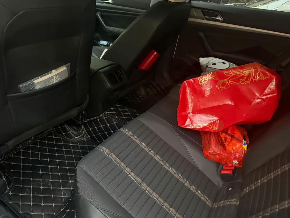 2022 Volkswagen Sagitar 1.2T 116HP L4 7DCT,autocango,china used car exporter,china ev exporter,chinese used car exporter,chinese used ev exporter