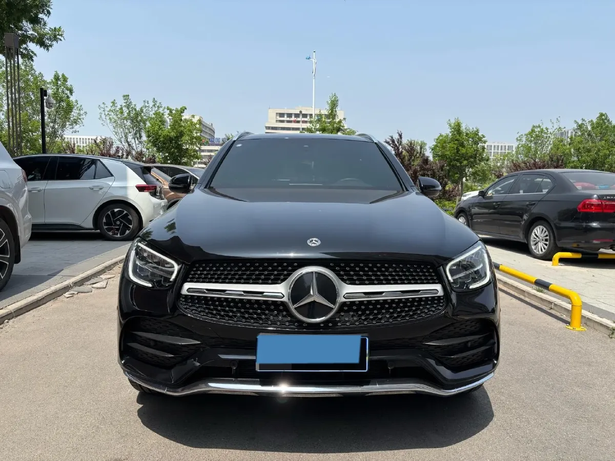 2022 Mercedes-Benz GLC Class 2.0T 197HP L4 9AT,autocango,china used car exporter,china ev exporter,chinese used car exporter,chinese used ev exporter