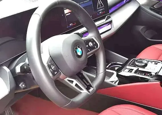 2026 BMW 5 Series 2.0T 258HP L4 8AT,autocango,china used car exporter,china ev exporter,chinese used car exporter,chinese used ev exporter