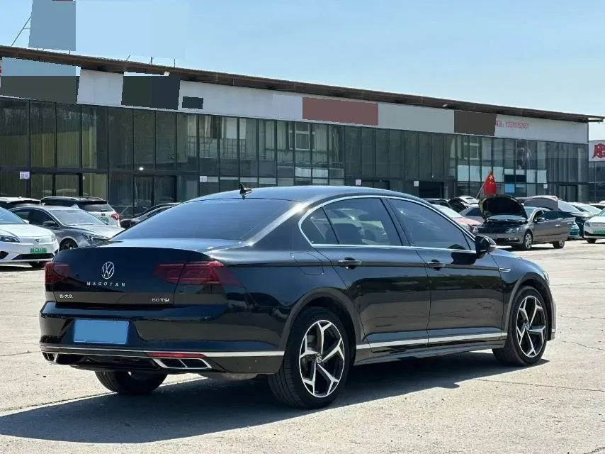2023 Volkswagen Magotan 2.0T 186HP L4 7DCT,autocango,china used car exporter,china ev exporter,chinese used car exporter,chinese used ev exporter