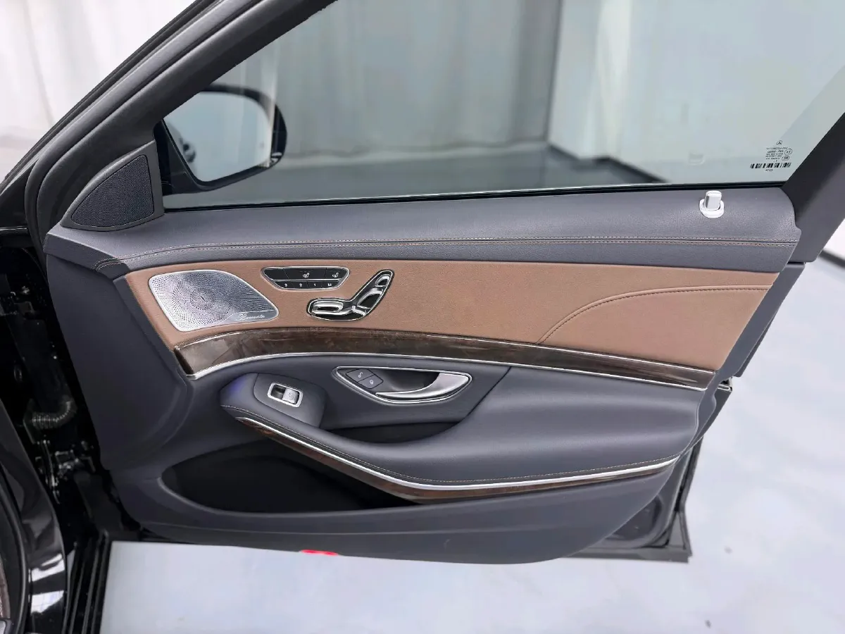 2020 Mercedes-Benz S Class 3.0T 299HP L6 9AT,autocango,china used car exporter,china ev exporter,chinese used car exporter,chinese used ev exporter