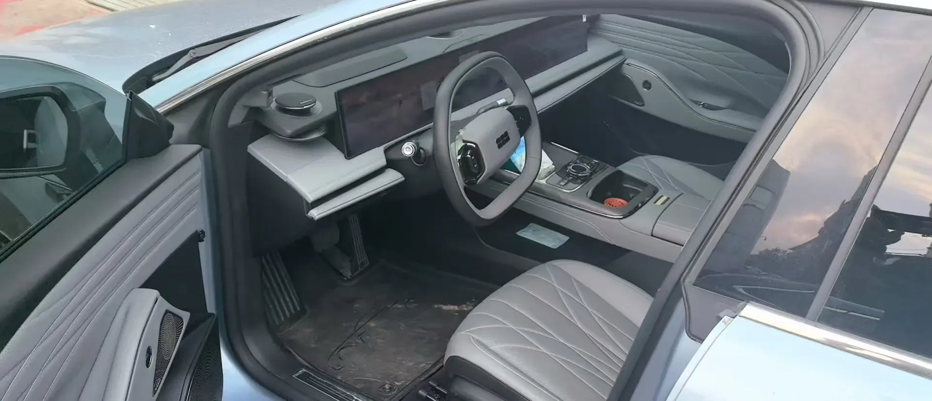 2025 Geely Galaxy E8 BEV 76KWH,autocango,china used car exporter,china ev exporter,chinese used car exporter,chinese used ev exporter