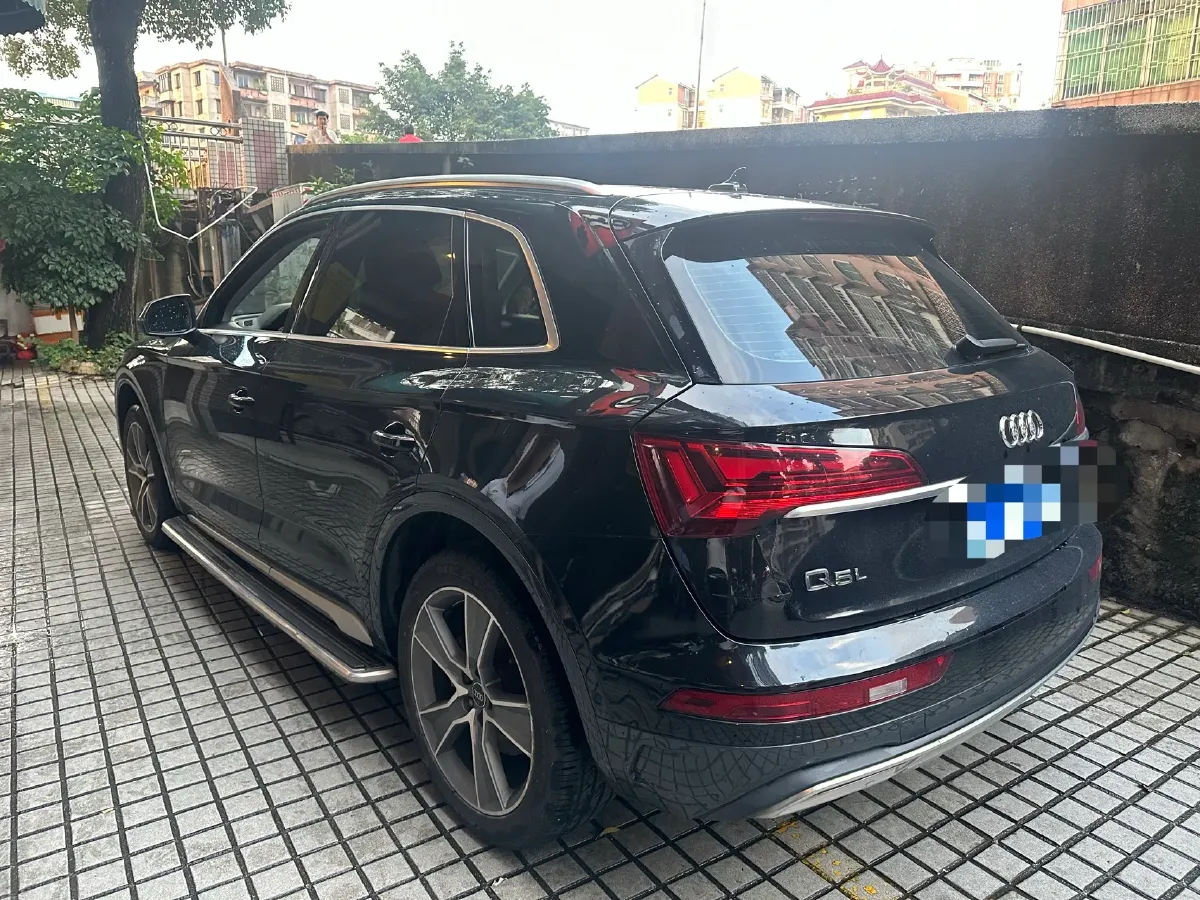 2022 Audi Q5L 2.0T 252HP L4 7DCT,autocango,china used car exporter,china ev exporter,chinese used car exporter,chinese used ev exporter