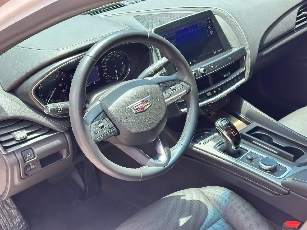 2022 Cadillac CT5 2.0T 237HP L4 10AT,autocango,china used car exporter,china ev exporter,chinese used car exporter,chinese used ev exporter