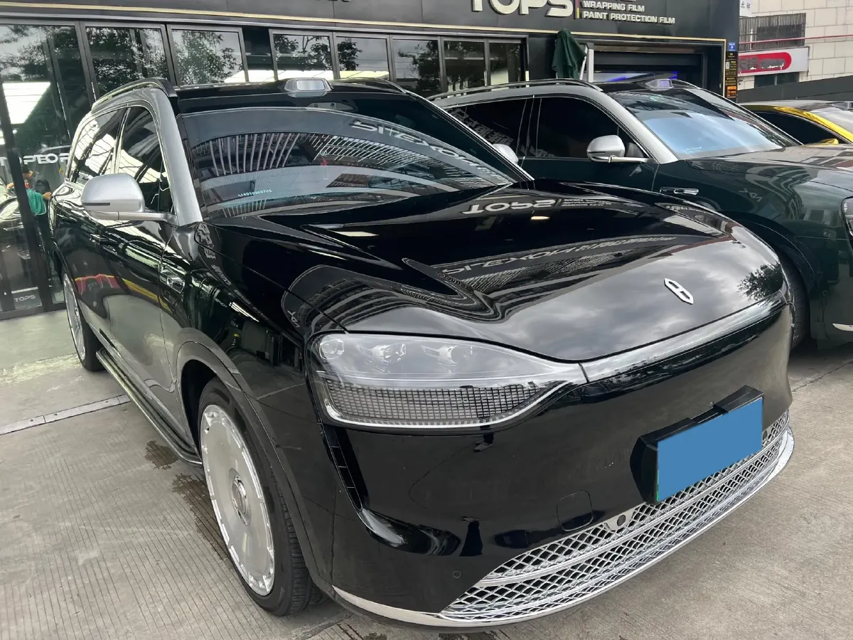 2024 AITO AITO M9 1.5T 152HP L4 REEV 42KWH,autocango,china used car exporter,china ev exporter,chinese used car exporter,chinese used ev exporter