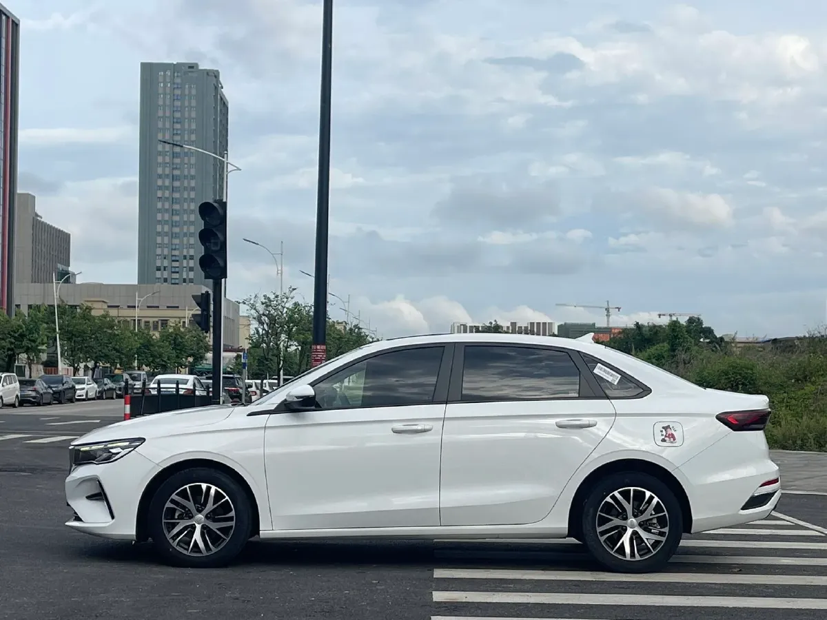 2022 Geely Emgrand 1.5L 114HP L4 5MT,autocango,china used car exporter,china ev exporter,chinese used car exporter,chinese used ev exporter