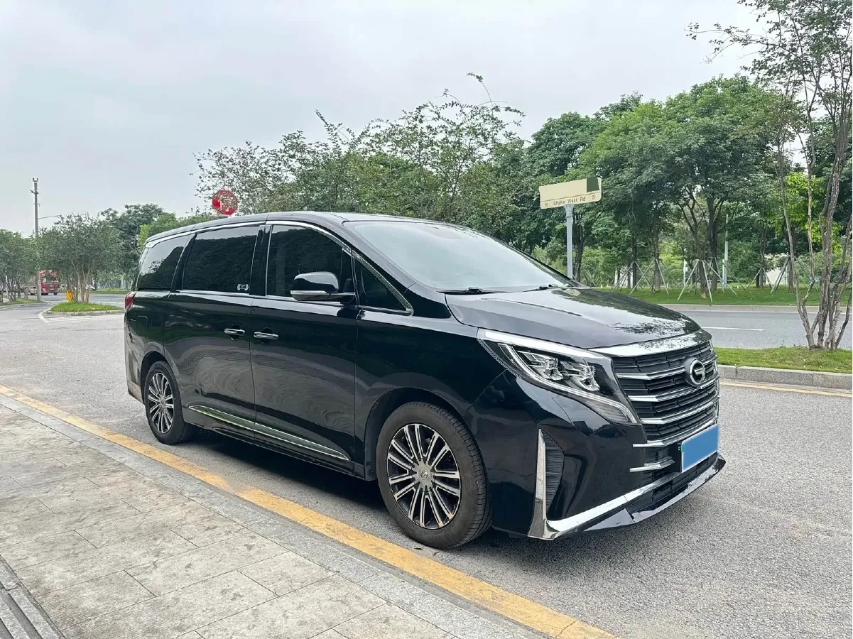 2021 GAC Trumpchi M8 2.0T 252HP L4 8AT,autocango,china used car exporter,china ev exporter,chinese used car exporter,chinese used ev exporter
