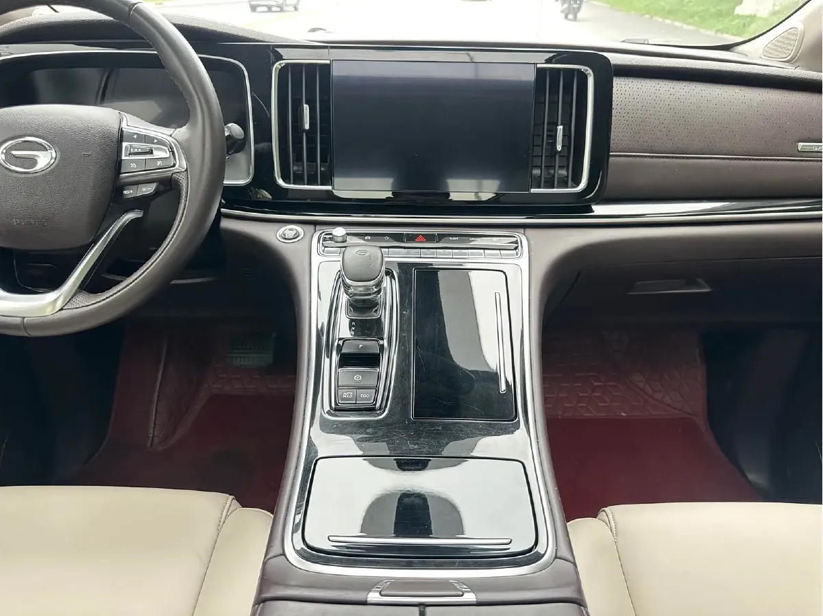 2021 GAC Trumpchi M8 2.0T 252HP L4 8AT,autocango,china used car exporter,china ev exporter,chinese used car exporter,chinese used ev exporter