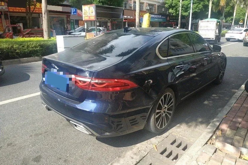 2021 Jaguar XFL 2.0T 250HP L4 8AT,autocango,china used car exporter,china ev exporter,chinese used car exporter,chinese used ev exporter