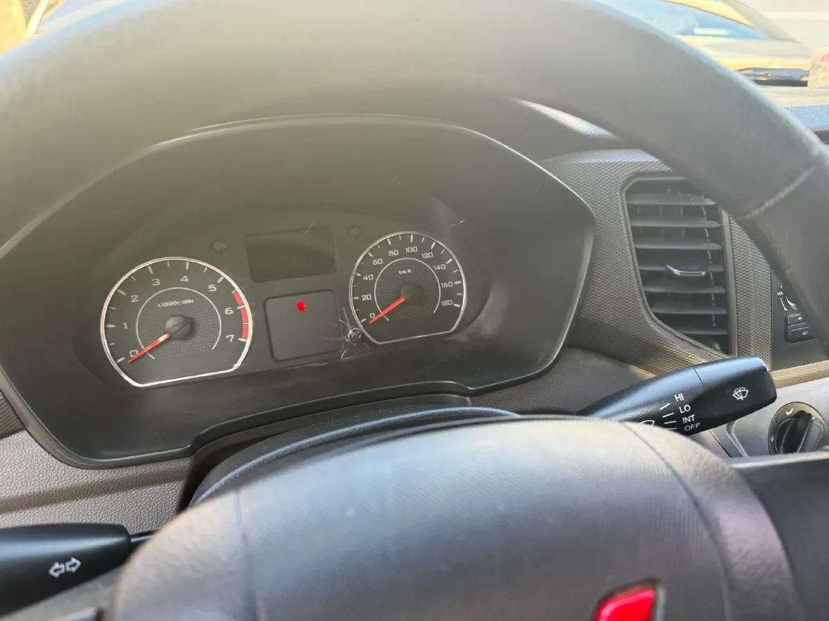 2022 JinBei Little Sea Lion X30 1.5L 102HP L4 5MT,autocango,china used car exporter,china ev exporter,chinese used car exporter,chinese used ev exporter