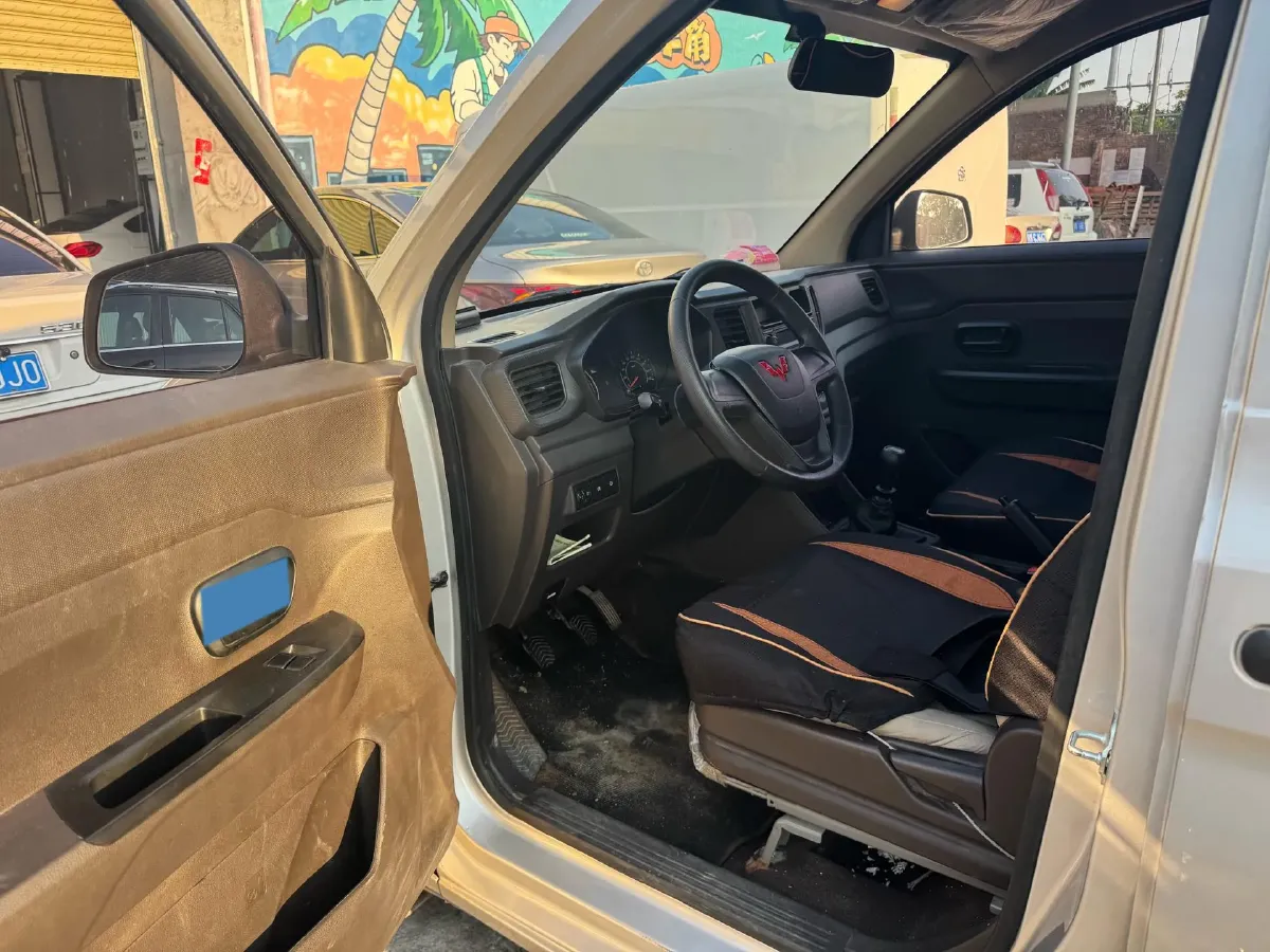 2022 JinBei Little Sea Lion X30 1.5L 102HP L4 5MT,autocango,china used car exporter,china ev exporter,chinese used car exporter,chinese used ev exporter